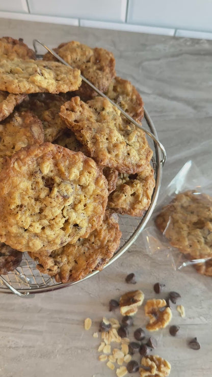2-Pack Oatmeal Chocolate Chip Cookies